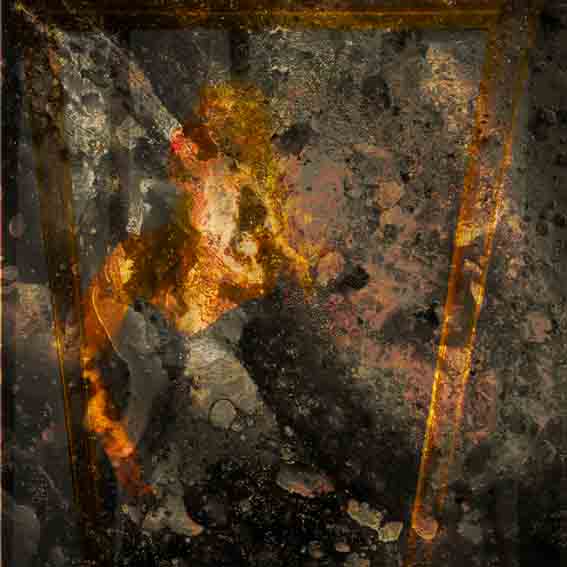 Image #2 of 12: 